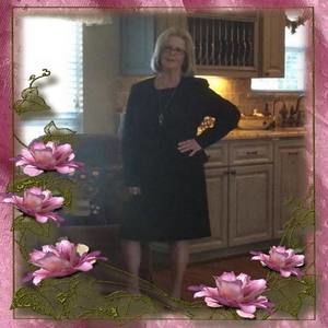 Meet your Posher, Connie